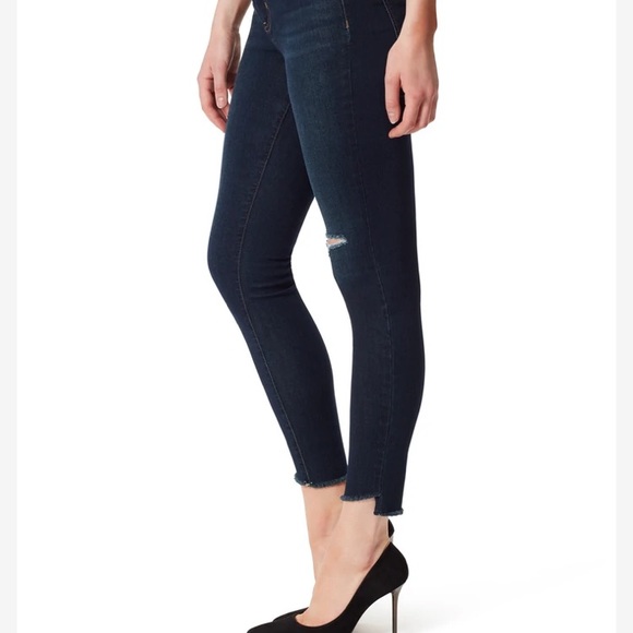 JESSICA SIMPSON JEANS 12/31. NWT. - Picture 2 of 2